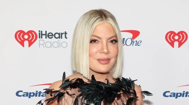 Tori Spelling Steps Away from the Beverly Hills 90210 Rewatch Podcast