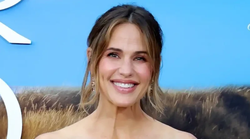 Jennifer Garner Shares Harrowing Experiences with Paparazzi While Raising Her Kids