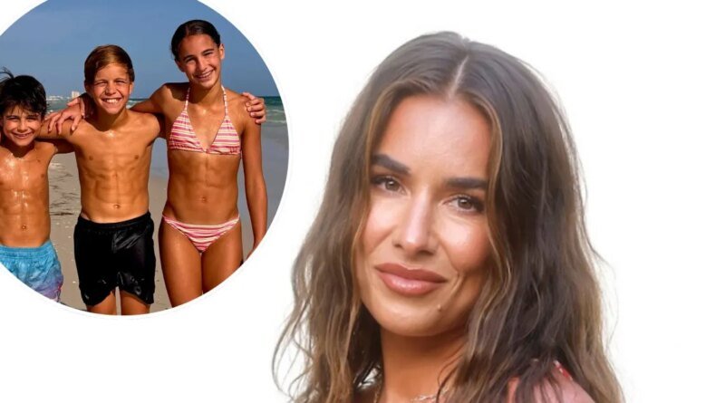 Jessie James Decker's Kids Flaunt Their Abs by the Beach