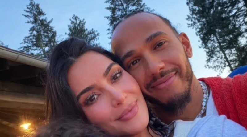 Kim Kardashian Posts Selfie with Lewis Hamilton and Chicago