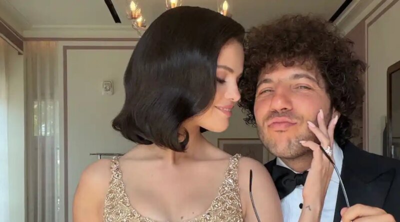 Selena Gomez Shines Bright in Gold at Taylor Swift’s Wedding
