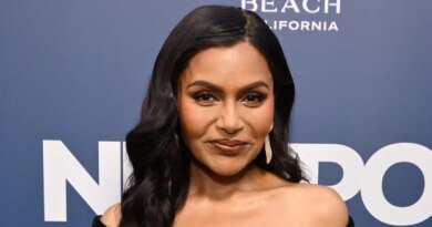Mindy Kaling Swears by This Affordable $17 Drugstore Cleanser for Oily Skin