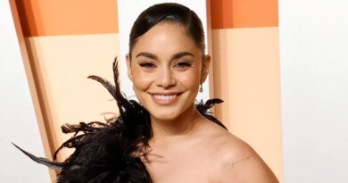 Vanessa Hudgens’ Dress: The Ultimate Easy Petite-Friendly Look for Summer
