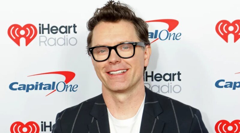 Bobby Bones Reclaims His Dancing with the Stars Trophy