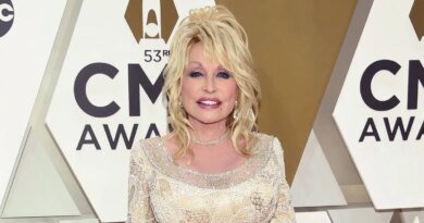 Dolly Parton's Iconic Red Carpet Appearances Throughout Her Life