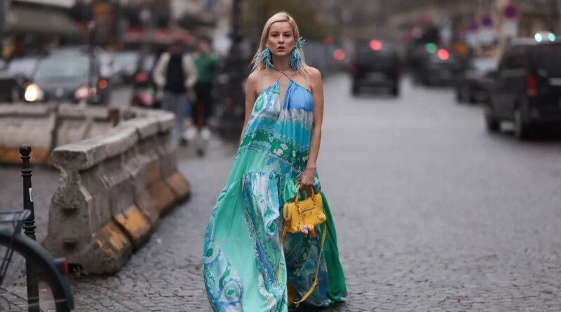 Chic and Flattering Muumuu Dresses Available on Amazon