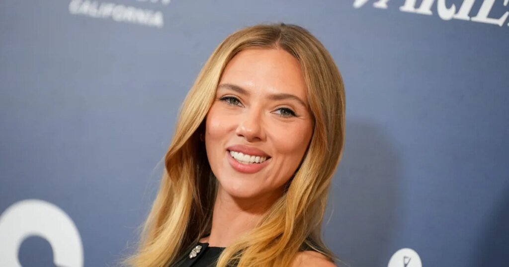Scarlett Johansson's Chic Knit Tank Top is Available on Amazon
