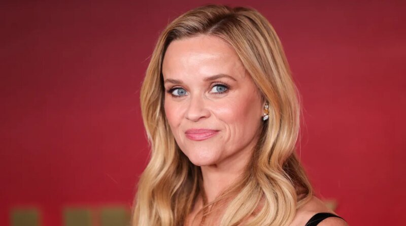 Reese Witherspoon's Essential Vacation Item: SPF Sunscreen