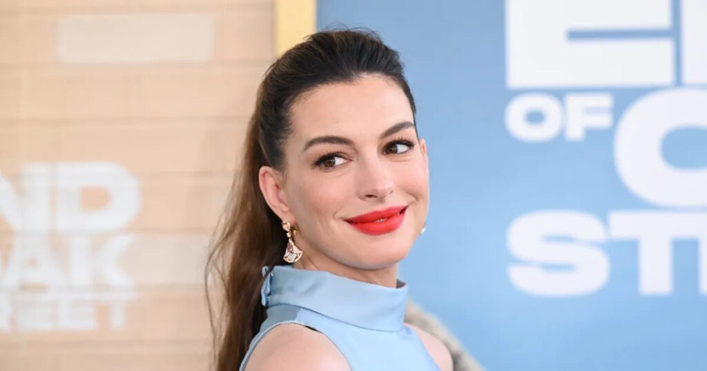 Anne Hathaway's Effortlessly Cool Baggy Jeans Look Now Available on Amazon