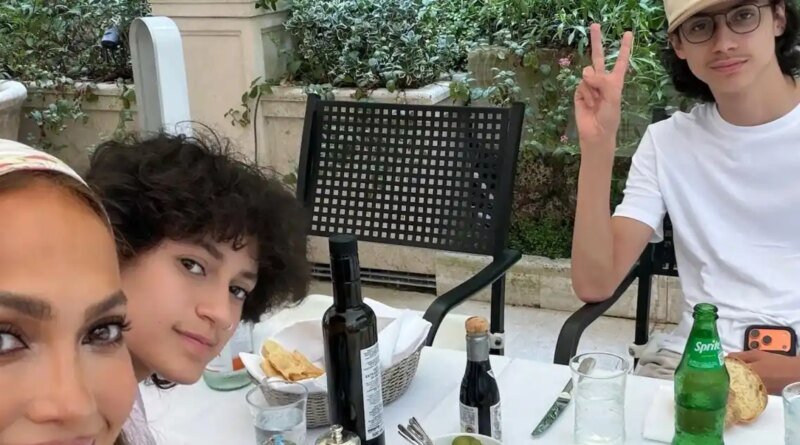 Jennifer Lopez Posts Photos of Twins During Their Pre-College Trip