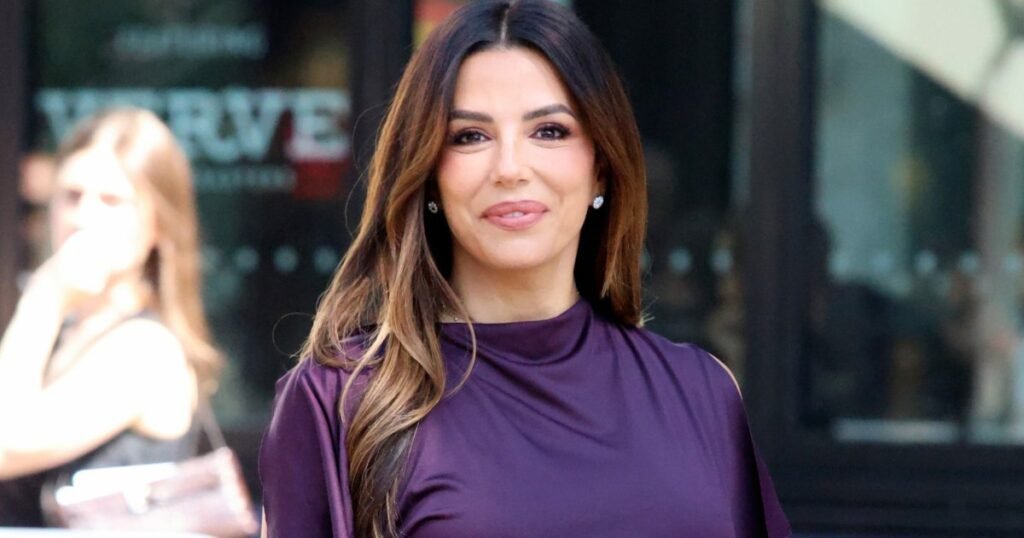 Find a $31 Lookalike of Eva Longoria's Designer Tote Bag!