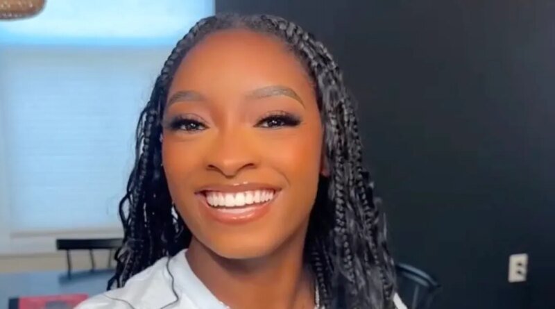 Simone Biles Unveils Her 'Game Day Glam' Look for the 2026 NFL Season