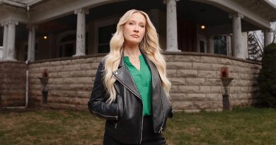 Anna Camp Embraces Ariana Madix in A Very Haunted Renovation