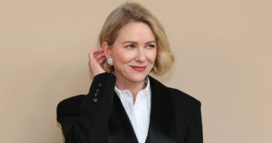 Naomi Watts’ Unconventional Yet Stylish Shoes Available on Amazon for Just $50