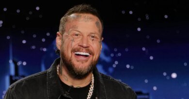 Jelly Roll Shares His Political Views While Making Jokes About Trump
