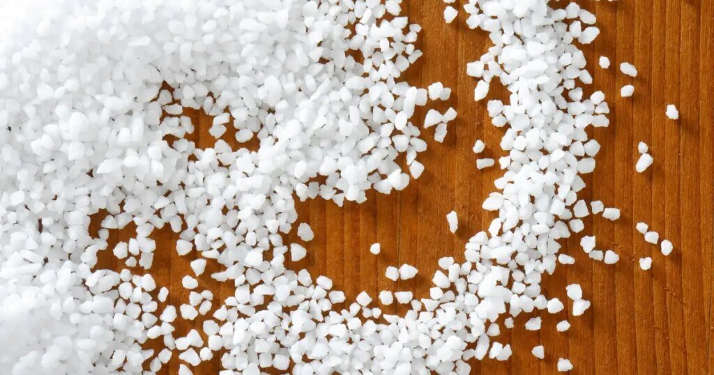 Why Are TikTok Users Crushing Epsom Salt Before Sleep?