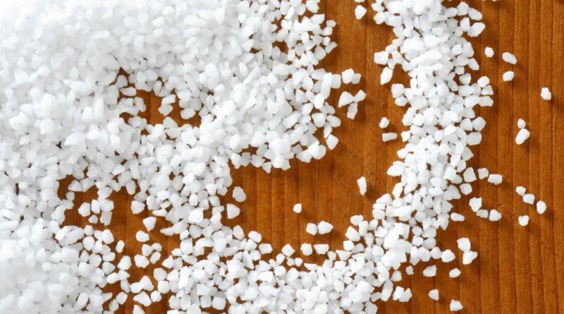 Why Are TikTok Users Crushing Epsom Salt Before Sleep?