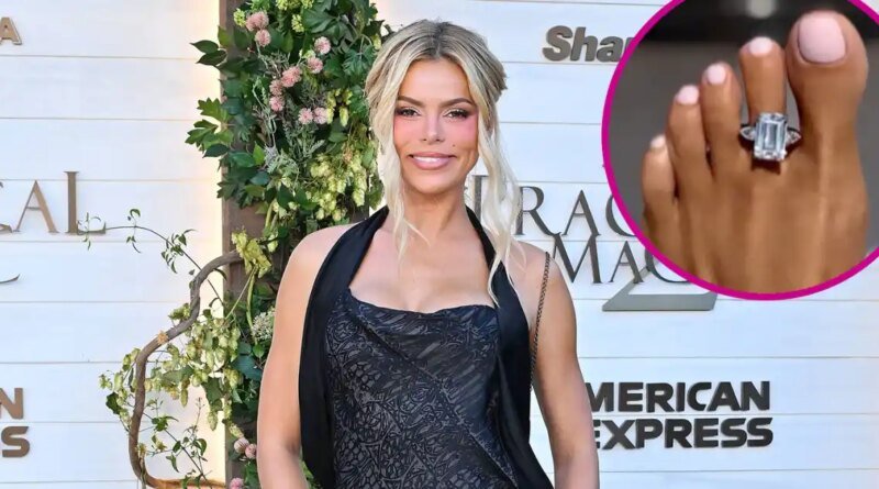 Brooks Nader Flaunts a Stunning Aquamarine Toe Ring