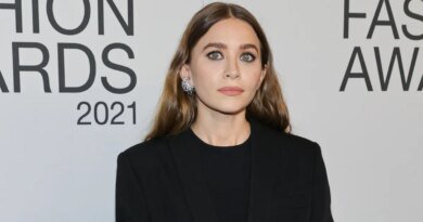 Ashley Olsen's 'Busy Mom' Style Showcases a Cozy Fall Sweater