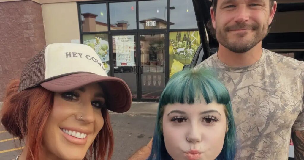 Chelsea Houska Commemorates Aubree's 17th Birthday