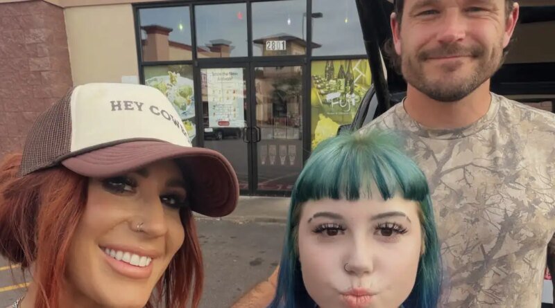 Chelsea Houska Commemorates Aubree's 17th Birthday
